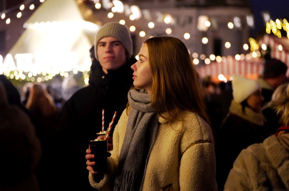 Ziemassvētku tirdziņš Rīgā.