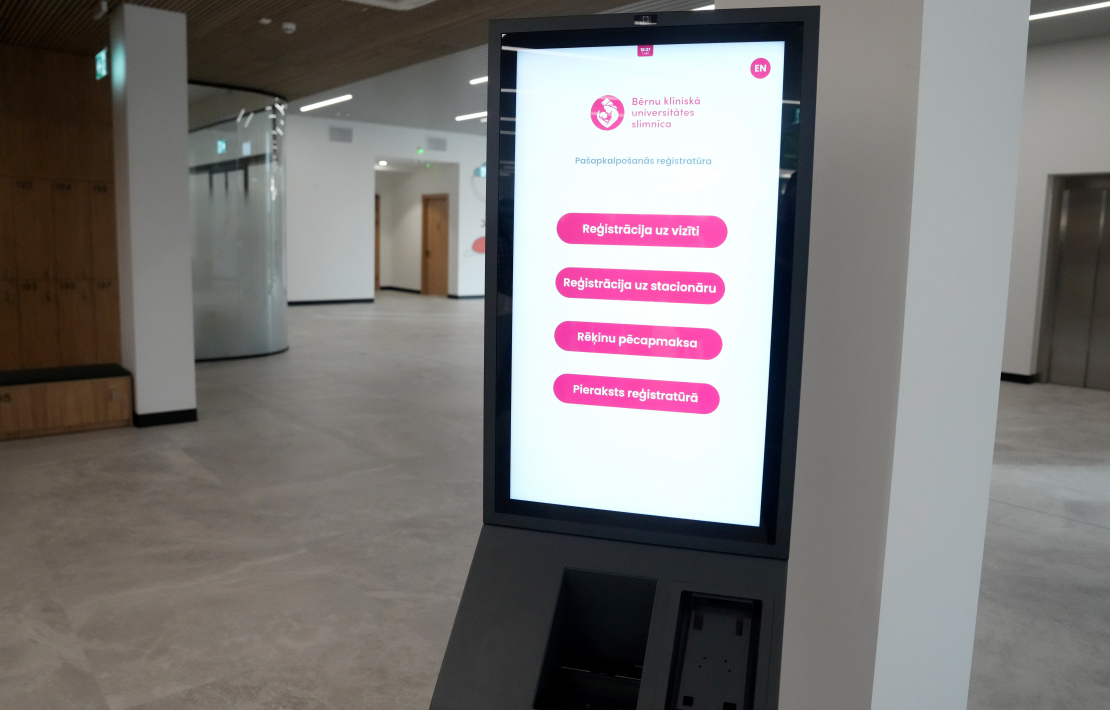 Atklāj Bērnu slimnīcas jauno ēku.