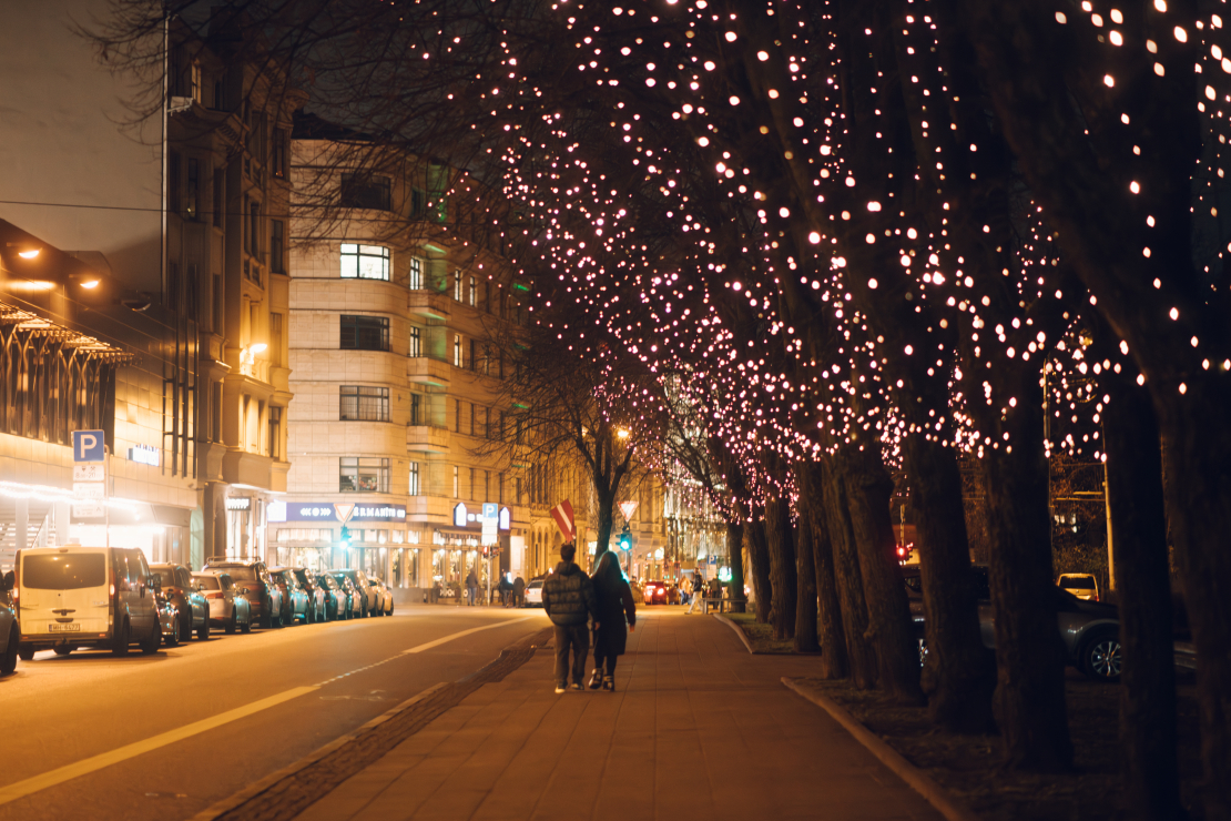 Rīga izgreznota Ziemassvētku noskaņās.