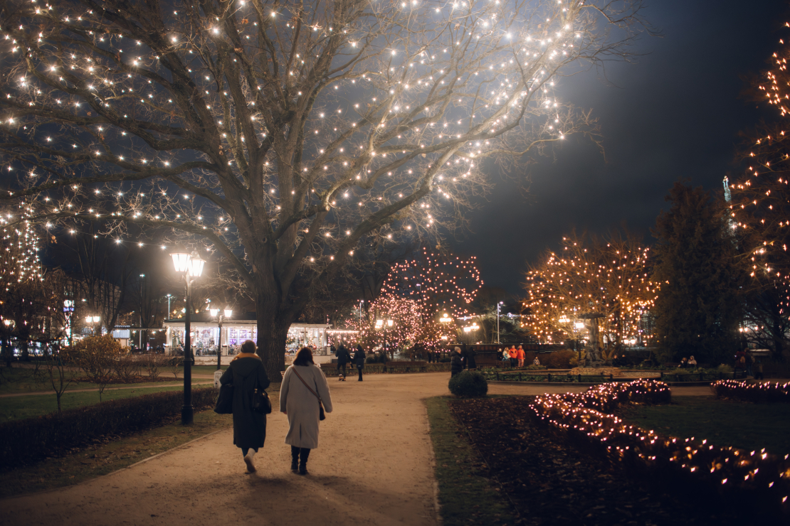 Rīga izgreznota Ziemassvētku noskaņās.