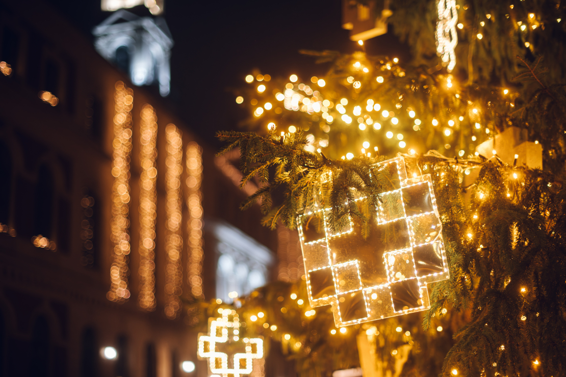 Rīga izgreznota Ziemassvētku noskaņās.