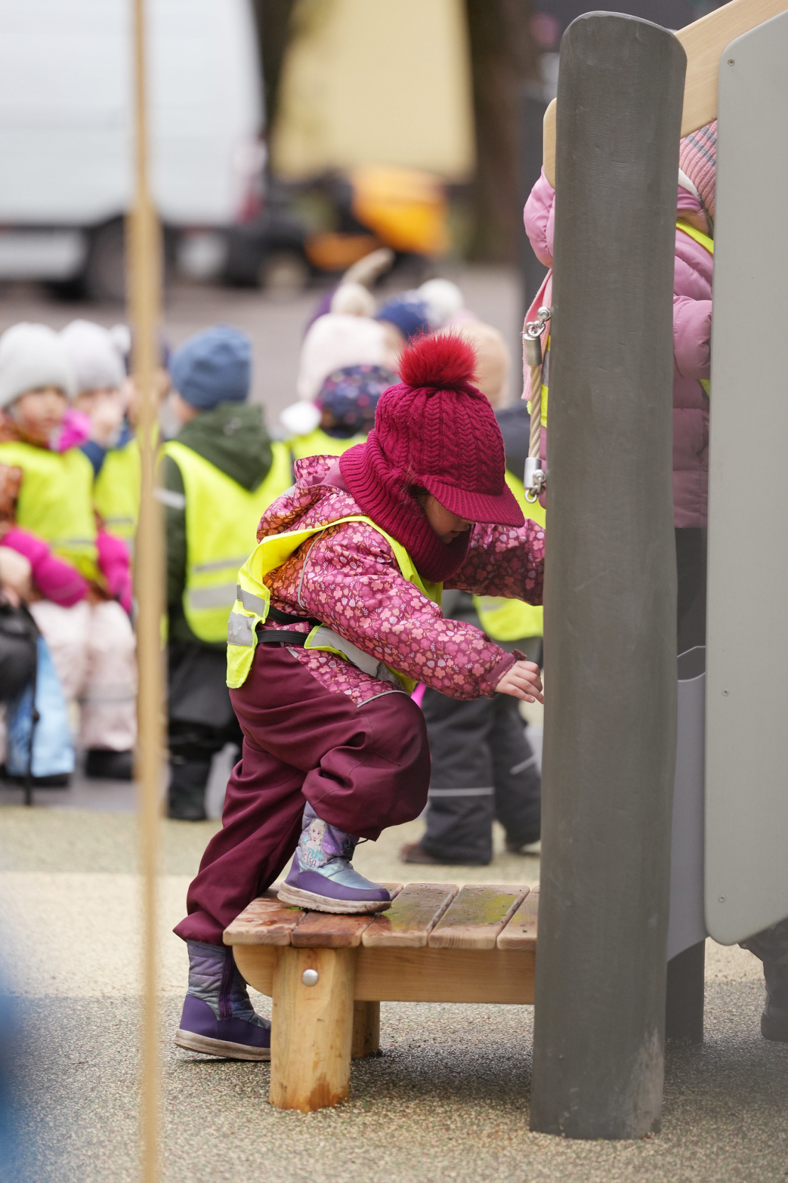 Atjaunotais bērnu rotaļu laukums Vērmanes dārzā.