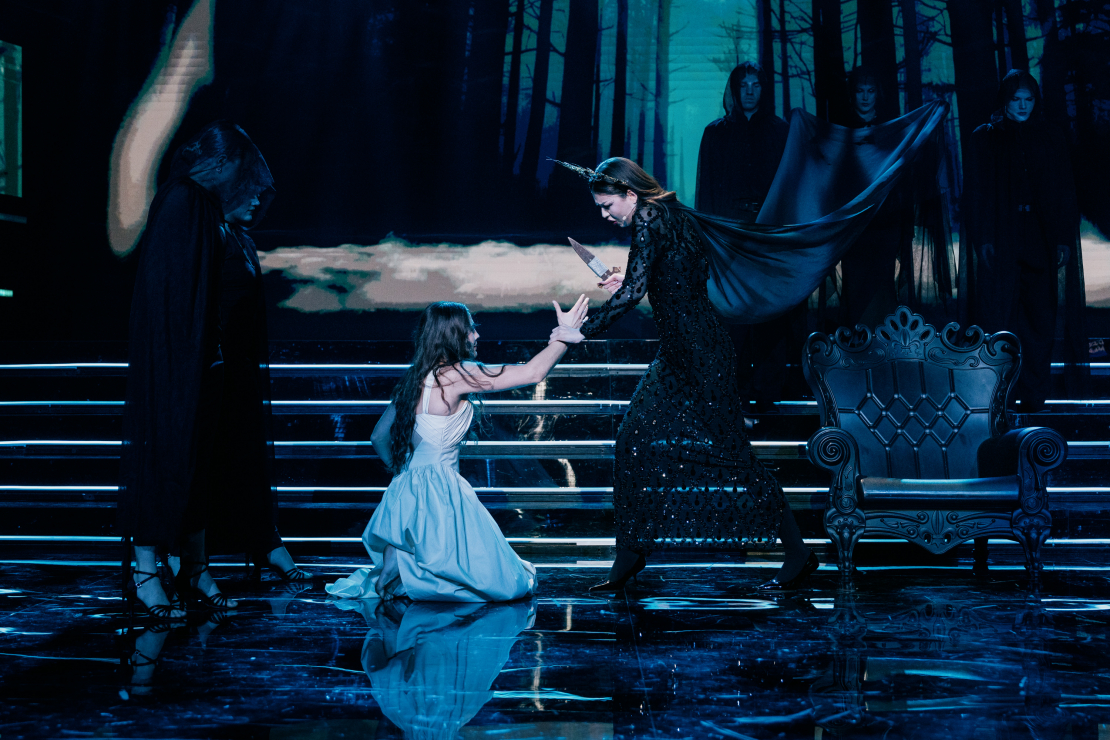 Muzikālā šova "Pārdziedi mani!" ceturtā epizode.