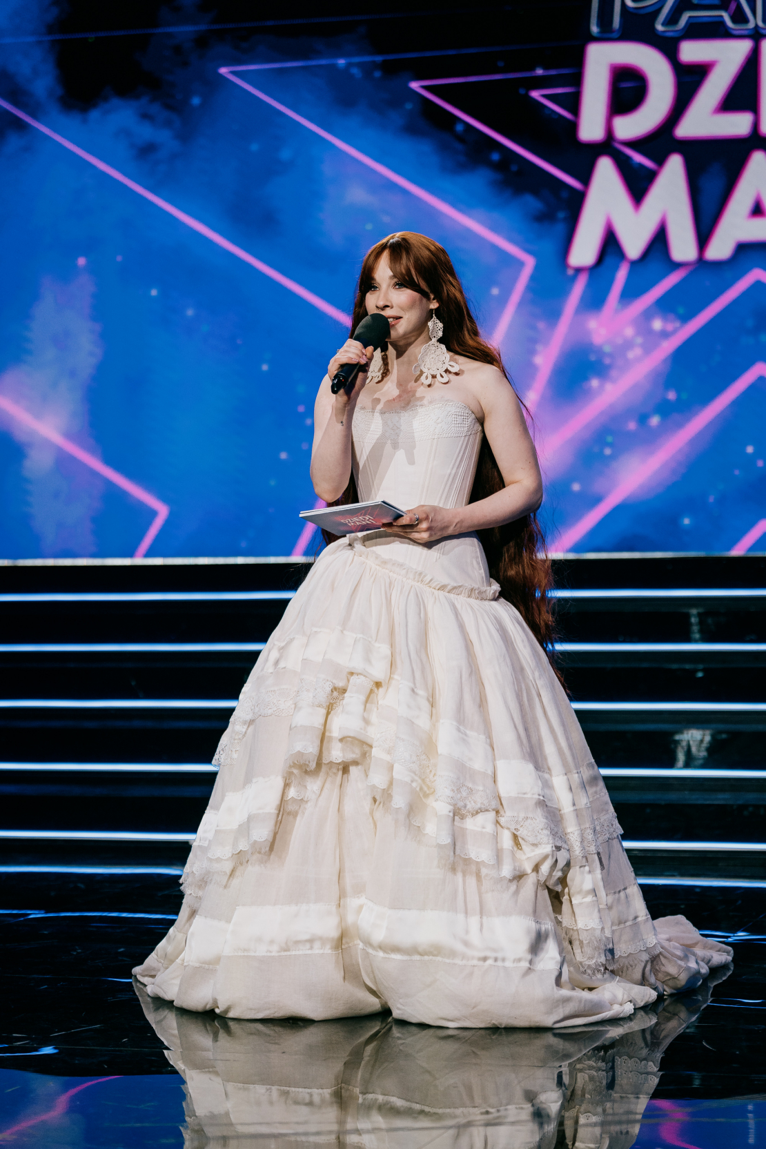 Muzikālā šova "Pārdziedi mani!" ceturtā epizode.