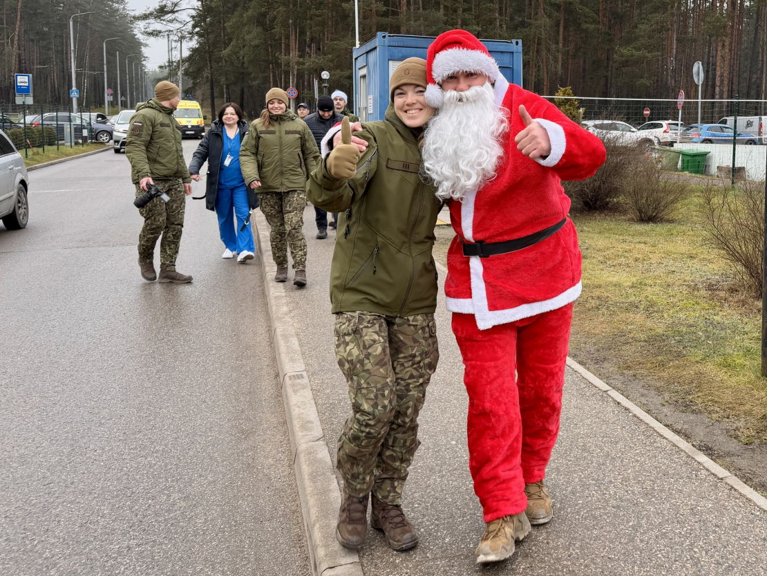 Kanādas karavīru labdarības akcija Daugavpils slimnīcā.