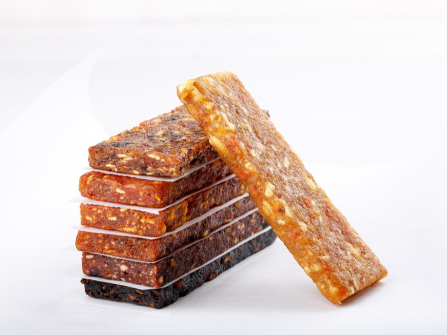 Žāvētu augļu batoniņi.