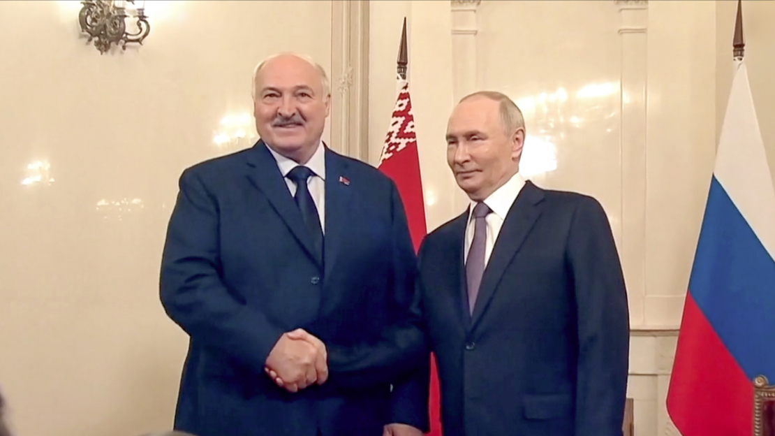 Baltkrievijas prezidents Aleksandrs Lukašenko un Krievijas prezidents Vladimirs Putins.