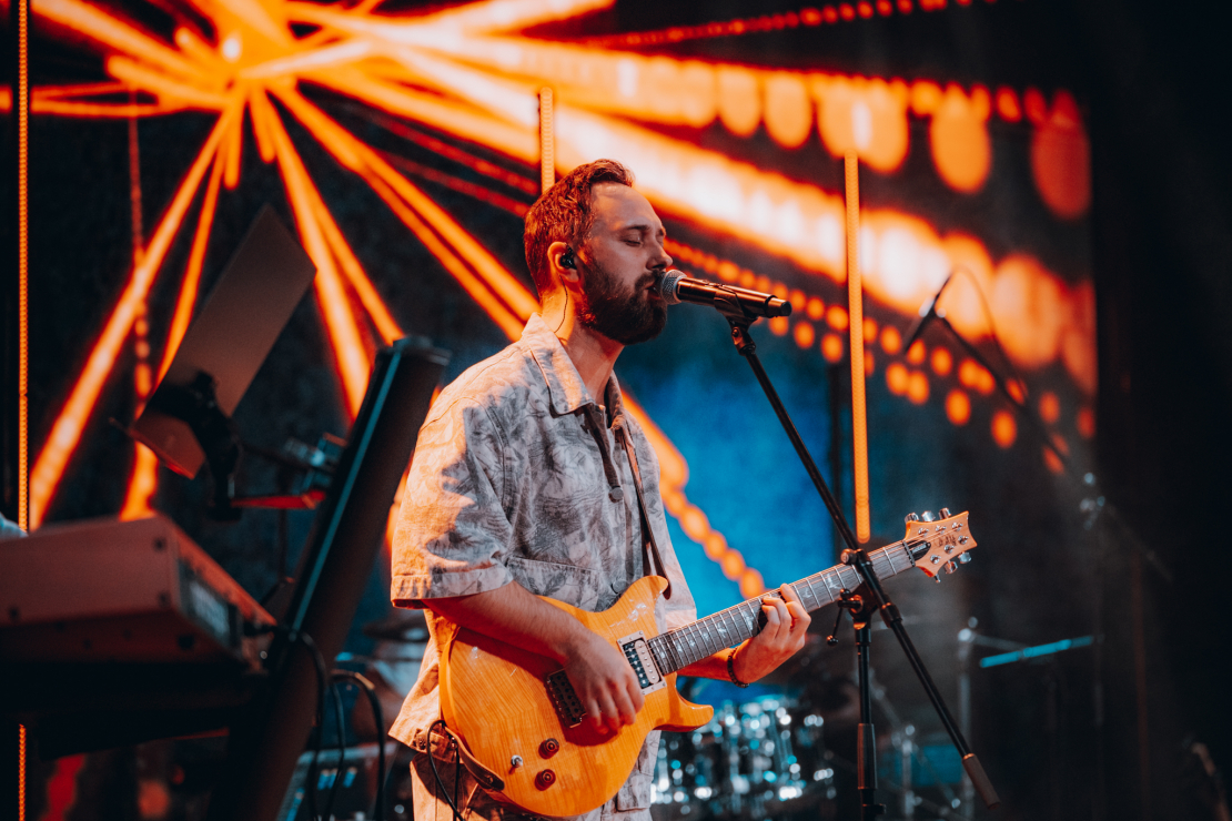 Koncertturneja "Ielūdz Olga Rajecka un draugi".