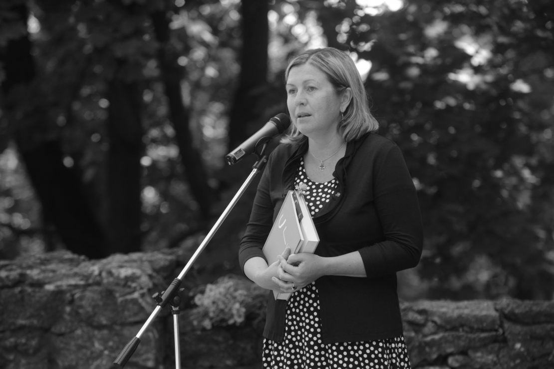 Rakstniece Nora Ikstena.