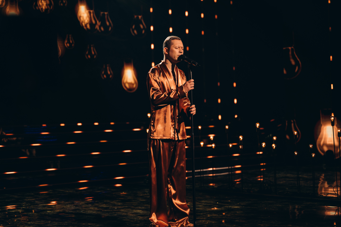 Šova "Pārdziedi mani!" sestā epizode.