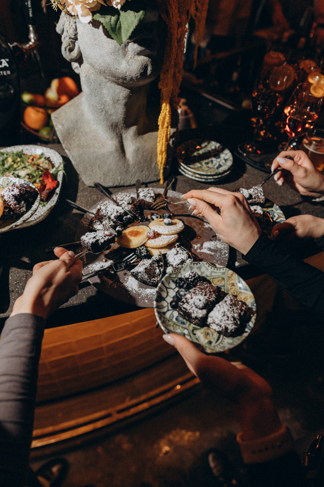 Kafejnīcas "This Place Doesn’t Need a Name – The Breakfast Club" atklāšanas pasākums.