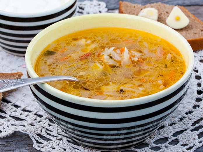 Ribiņu un skābo kāpostu zupa.