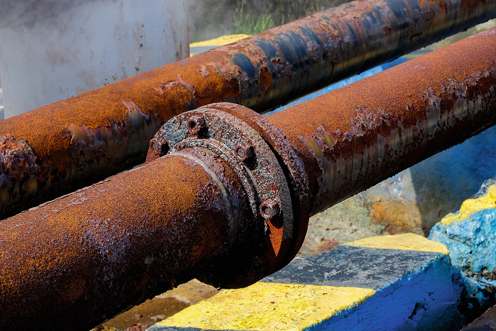 Rūpniecībā, būvniecībā un transportā plaši izmantotā dzelzs diemžēl joprojām palikusi neizturīga pret mitruma un gaisa iedarbību.