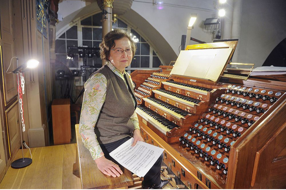 Ērģelniece Larisa Bulava.