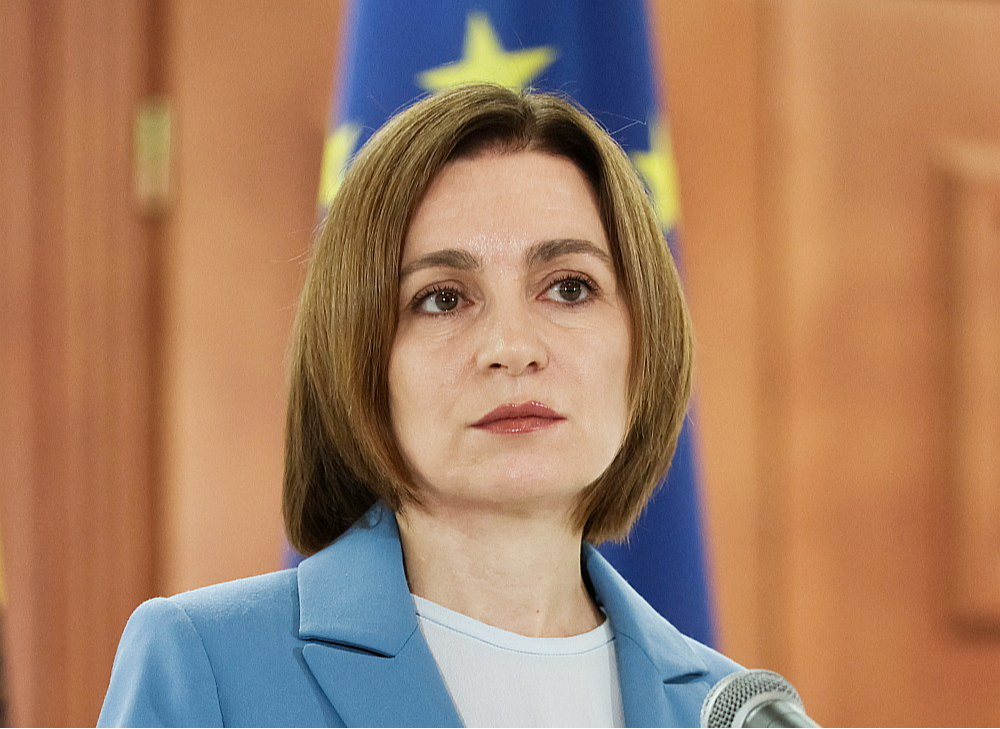 "Tādai mazai valstij kā Moldova kļūst aizvien grūtāk un grūtāk izdzīvot kā demokrātijai, kā neatkarīgai valstij, un, protams, pretoties Krievijai," paziņojusi Moldovas prezidente Maija Sandu.