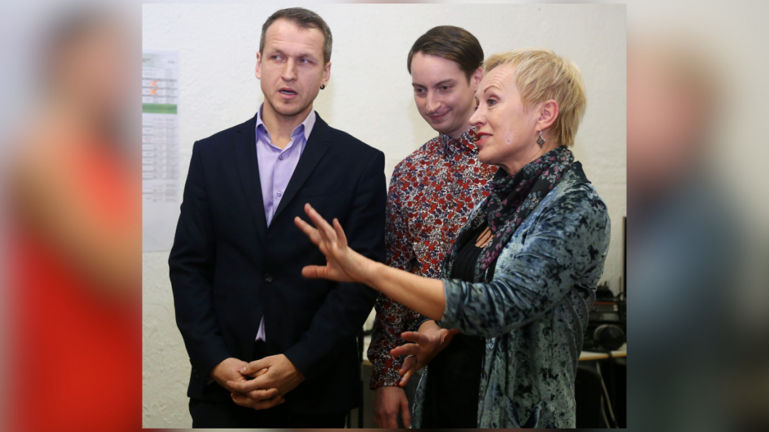 Intars Rešetins (no kreisās), Jurģis Spulenieks un Raimonda Vazdika.