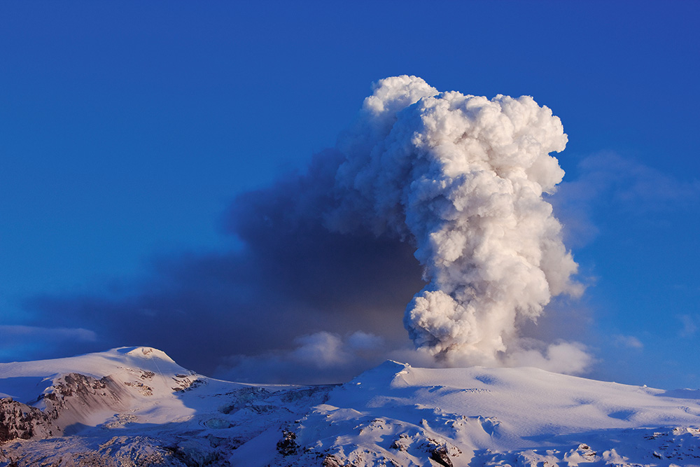 Eijafjadlajegidla vulkāna izvirdums Islandē.
