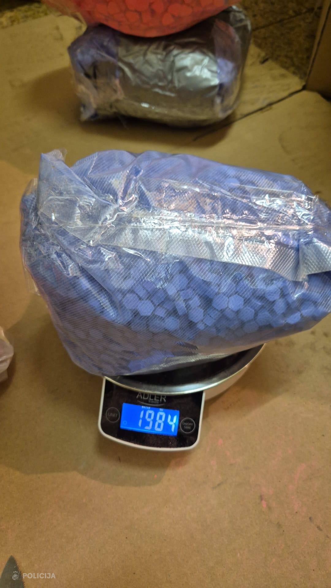 Pļavniekos aizturēts narkodīleris.