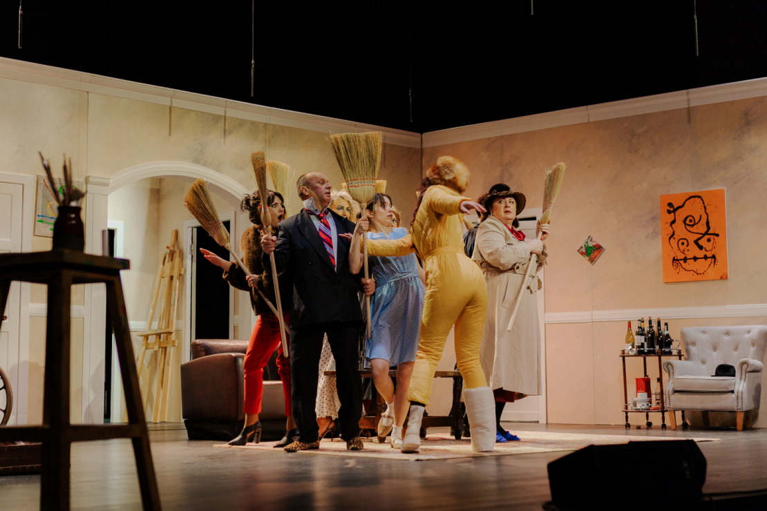 Franču komēdijas "Ak, šis nevainīgais blefs!" pirmizrāde