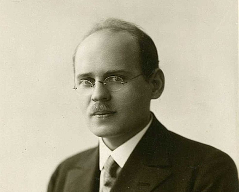 Profesors Pauls Stradiņš, 20. gs. 30. gadi.