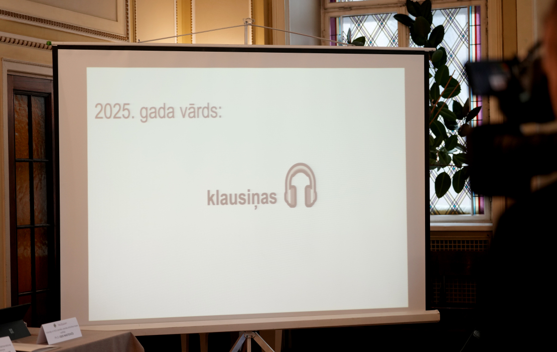 2025. gada vārda, nevārda un spārnotā teiciena paziņošanas pasākums Rīgas Latviešu biedrības namā.