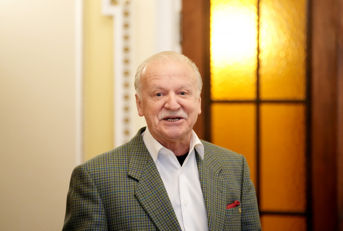 Rīgas Latviešu Biedrības priekšsēdētājs Guntis Gailītis piedalās 2025. gada vārda, nevārda un spārnotā teiciena paziņošanas pasākumā Rīgas Latviešu biedrības namā.