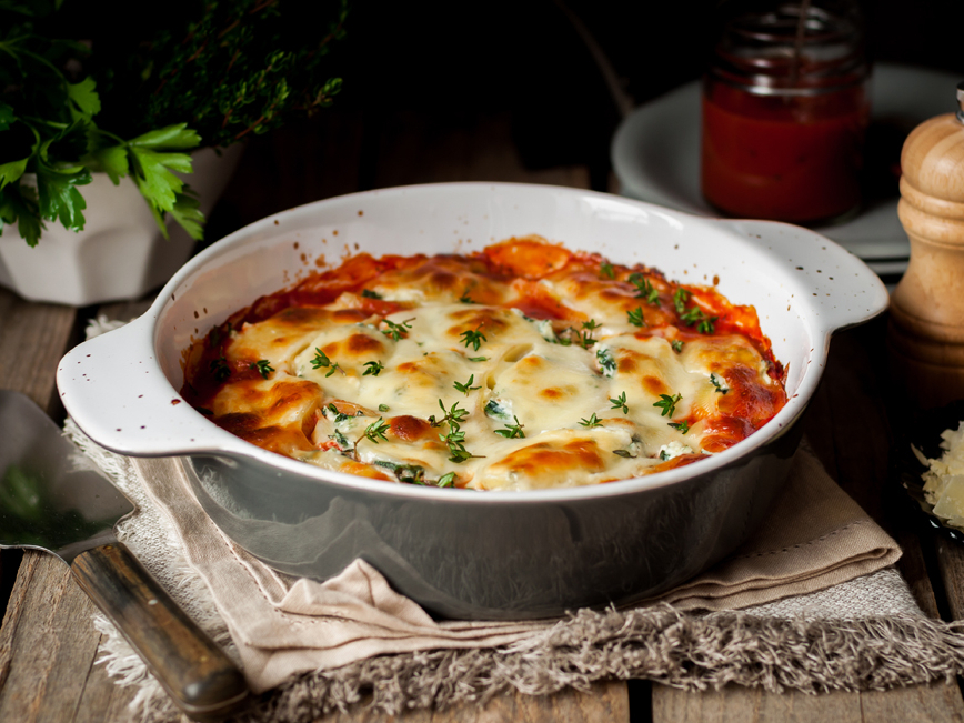 Maltās gaļas un ziedkāposta sacepums.