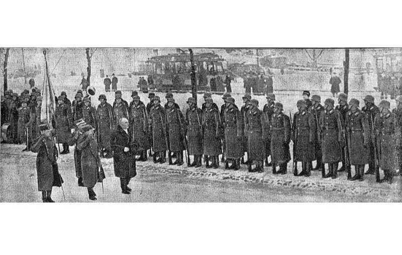 Godasardze pie Anglikāņu baznīcas Rīgā.