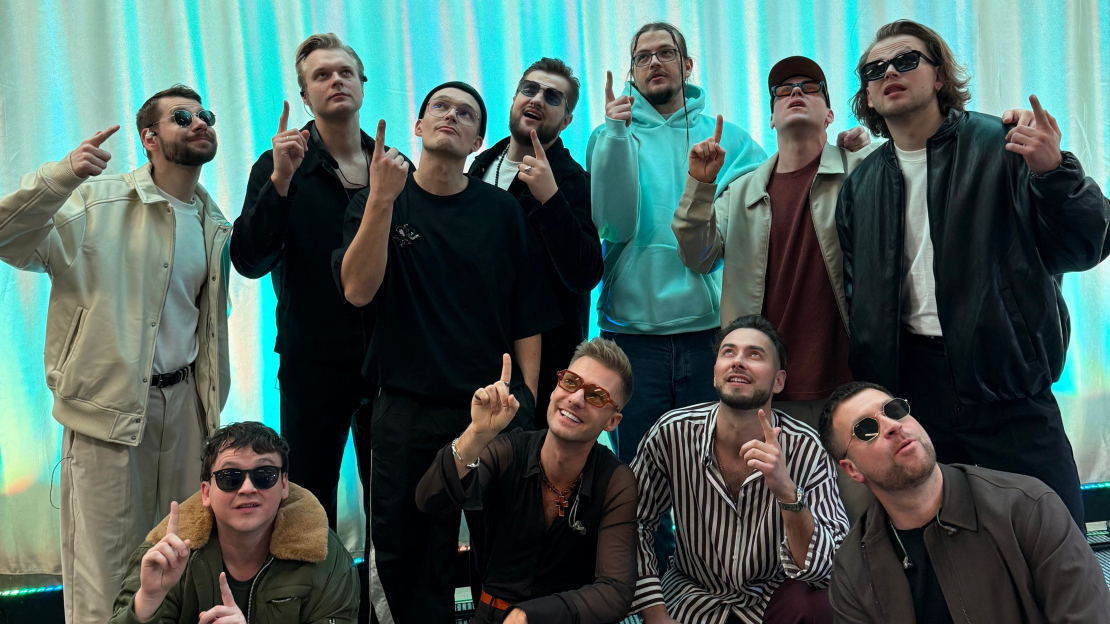 Grupa "Citi Zēni" kopā ar Tambura Pesto (Edgaru Bāliņu), Latgalīšu Repu, Reiku un Mauku Senci.