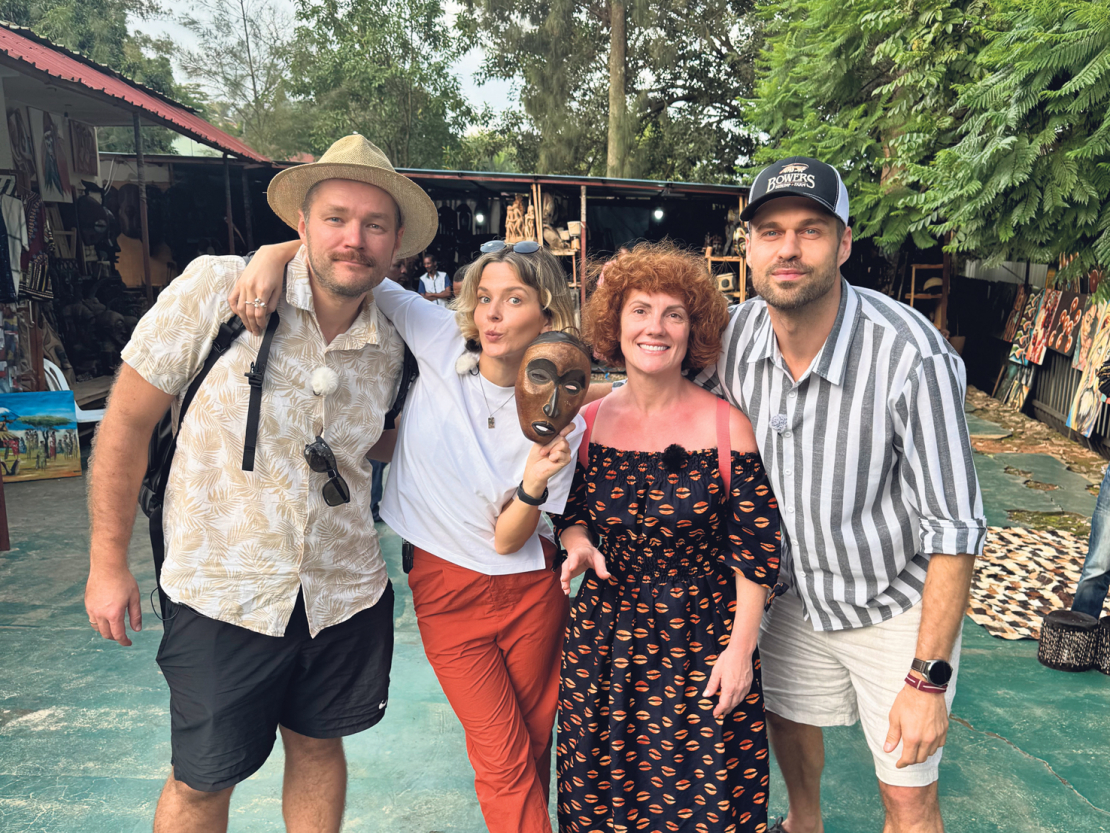 "Četri uz koferiem" Ruandā.