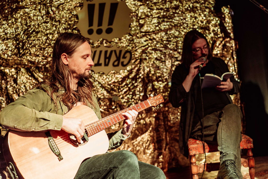 Grāmatas "Nekas man nepatīk" oficiālā atvēršana.