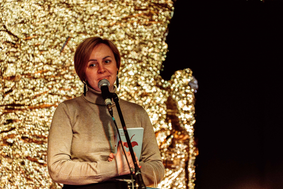 Izdevniecības "Latvijas Mediji" vadītāja Kristīne Kirkila grāmatas "Nekas man nepatīk" oficiālajā atvēršanā.