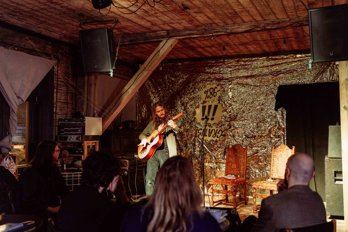 Grāmatas "Nekas man nepatīk" oficiālā atvēršana.