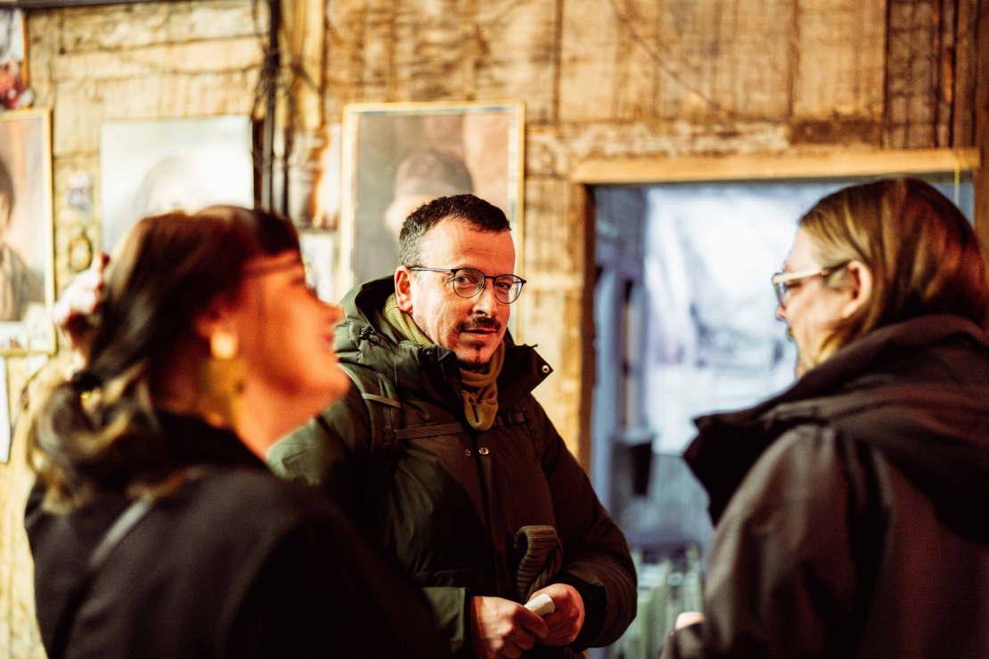 Grāmatas "Nekas man nepatīk" oficiālā atvēršana.