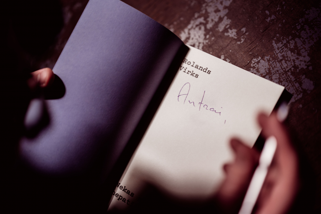 Grāmatas "Nekas man nepatīk" oficiālā atvēršana.