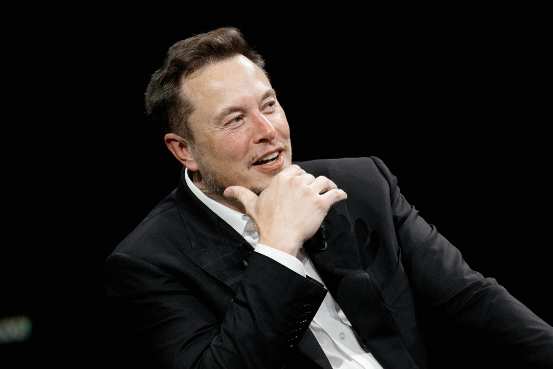 X īpašnieks Īlons Masks.