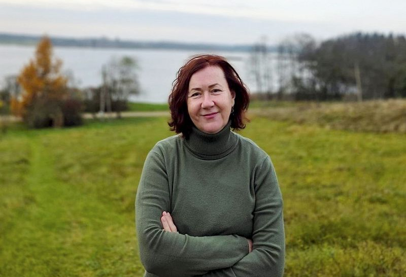 Sanita Martena: "Daudzvalodība ir mums visapkārt, bet, kad mēs par to runājam, visu laiku redzam citas valodas kā šķērsli labai latviešu valodai. Un tad ideoloģiski izskatās, ka daudzvalodība ir trūkums."