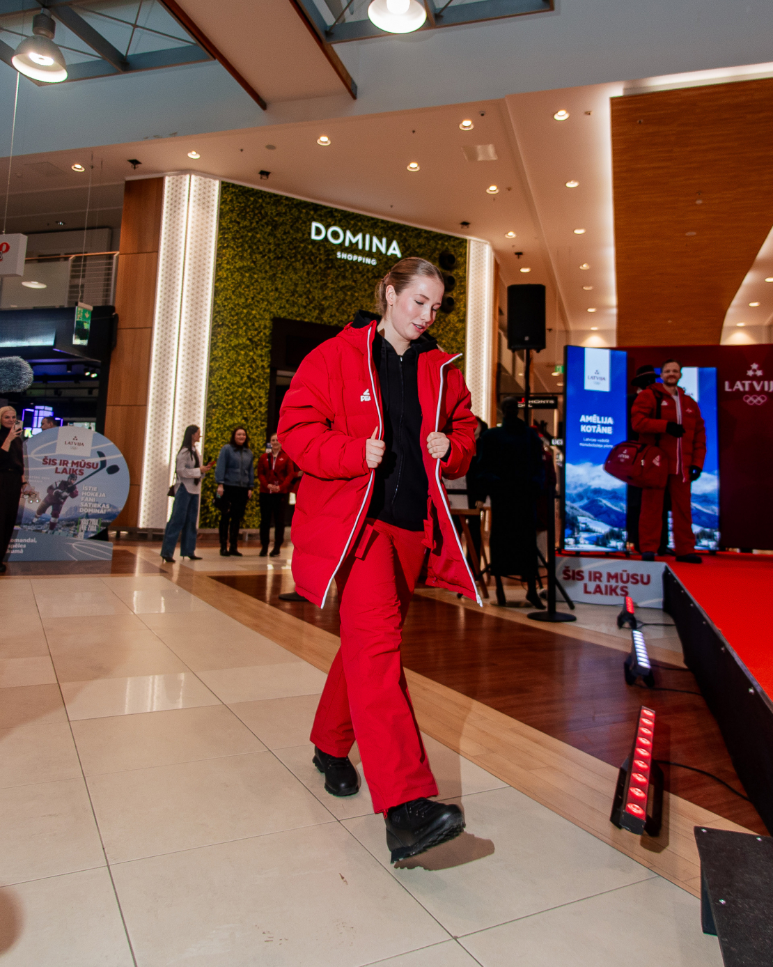 "Komanda Latvija" olimpisko tērpu demonstrācija.