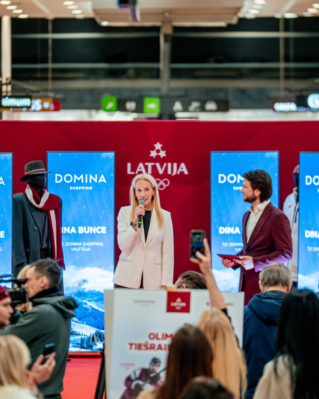 "Komanda Latvija" olimpisko tērpu demonstrācija.