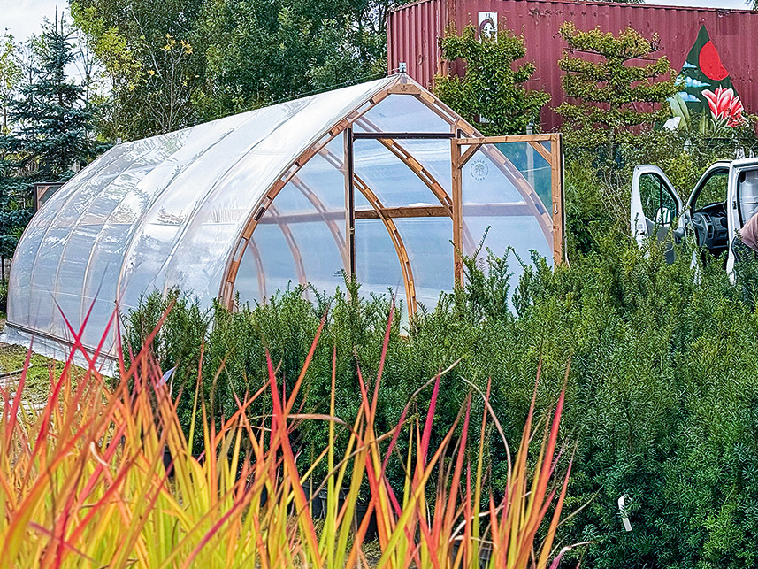 Divkārtīgās plēves siltumnīca.