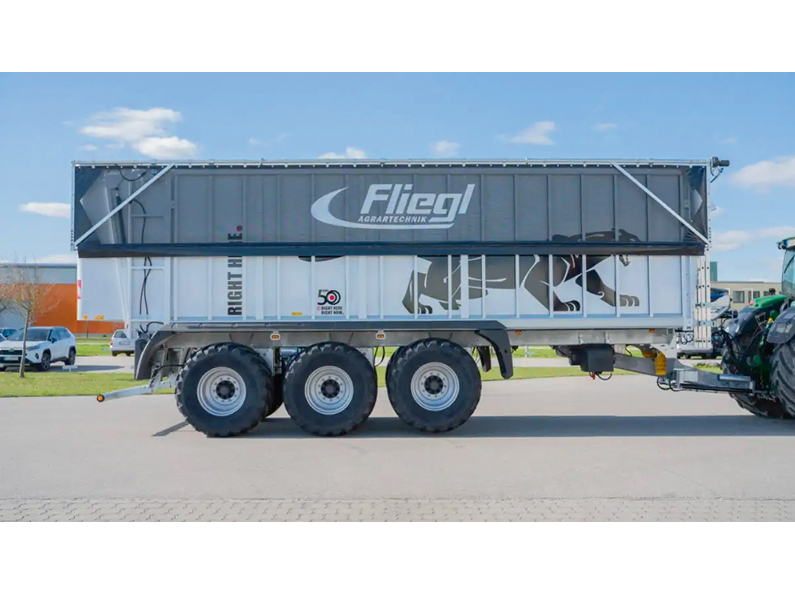'Fliegl HydroLift' ass sistēma. 