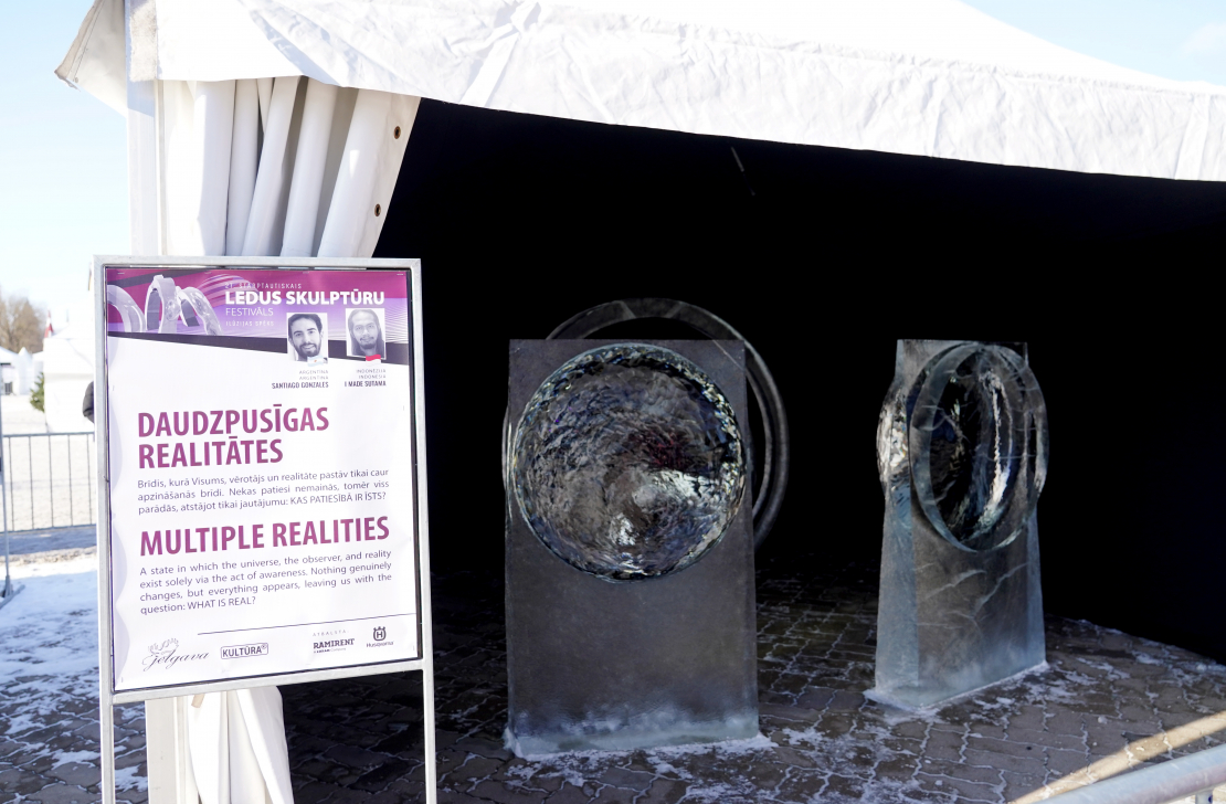 Starptautiskais ledus skulptūru festivāls.