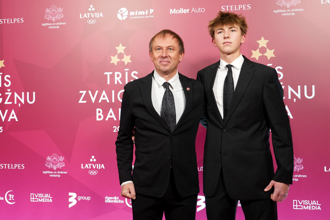 Egils Valeinis un dēls Ēriks Valeinis.