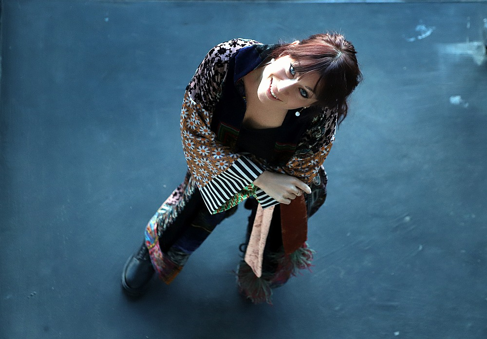 Linda Kalniņa: "Filmas varoņi šķiet tik atpazīstami. Kad veidoju savu tēlu Ivetu – ļoti atšķirīgu no manis gan dzīves pieredzē, gan savās izpausmēs –, mūsu producents arī teica, jā, jā, es tādas Ivetas pazīstu…"