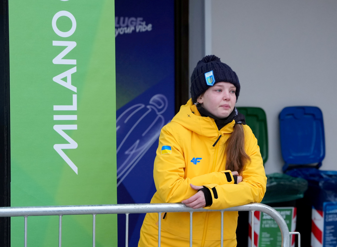 Ukrainas skeletona komanda skeletona trasē Kortīnā pēc Starptautiskās Olimpiskās komitejas lēmuma diskvalificēt Ukrainas skeletonistu Vladislavu Heraskeviču no 2026. gada Milānas un Kortīnas ziemas olimpiskajām spēlēm Itālijā, kurš atteicās mainīt ķiveri, uz kuras attēloti vairāk nekā 20 ukraiņu sportisti un treneri, kas nogalināti Krievijas uzsāktajā karā.