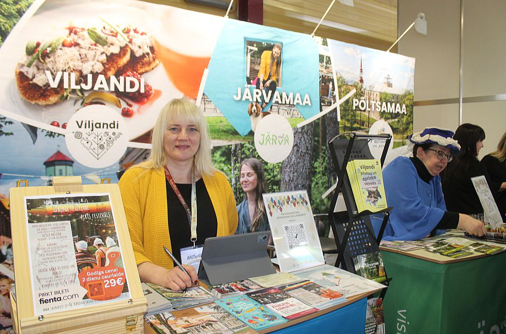 "Exit Rīga" stendā par Pierīgas tūrisma iespējām interesējās arī cilvēki ar kustību traucējumiem.