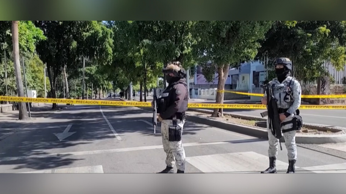 Drošības dienestu pārstāvji Meksikā.