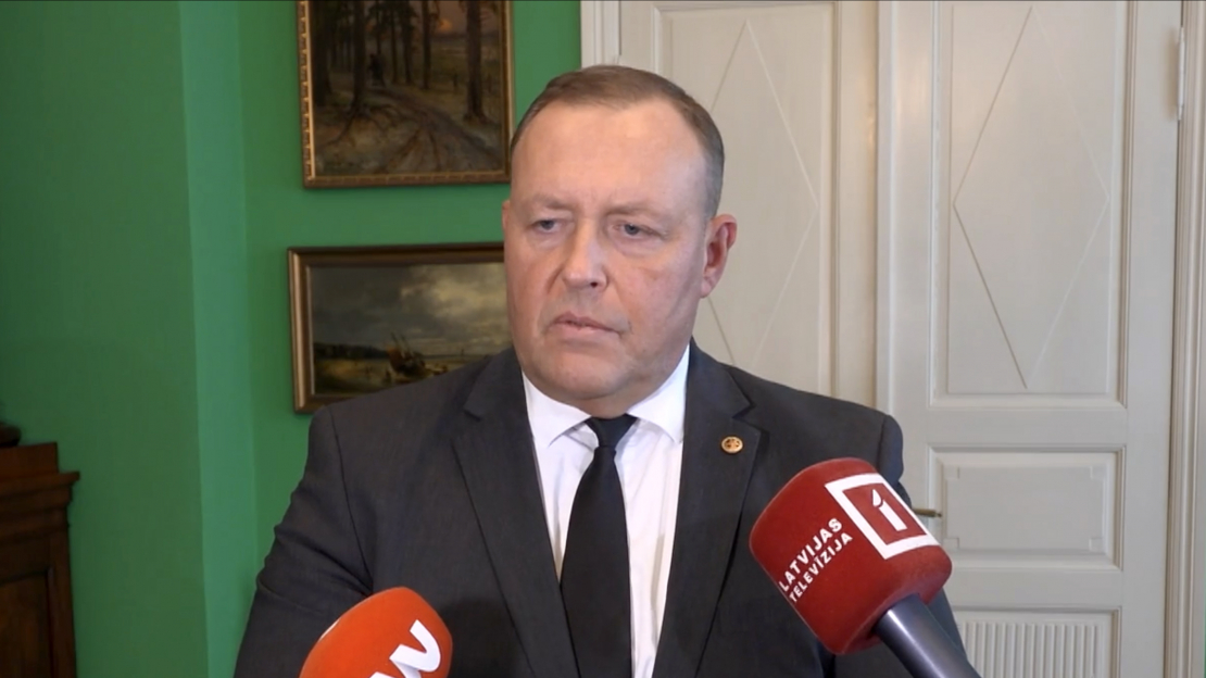 Iekšlietu ministrs Rihards Kozlovskis (JV).