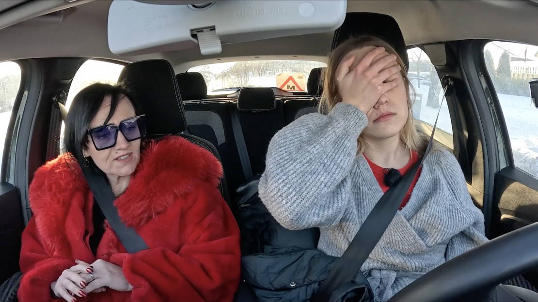 Agrita un Estere Bindres.