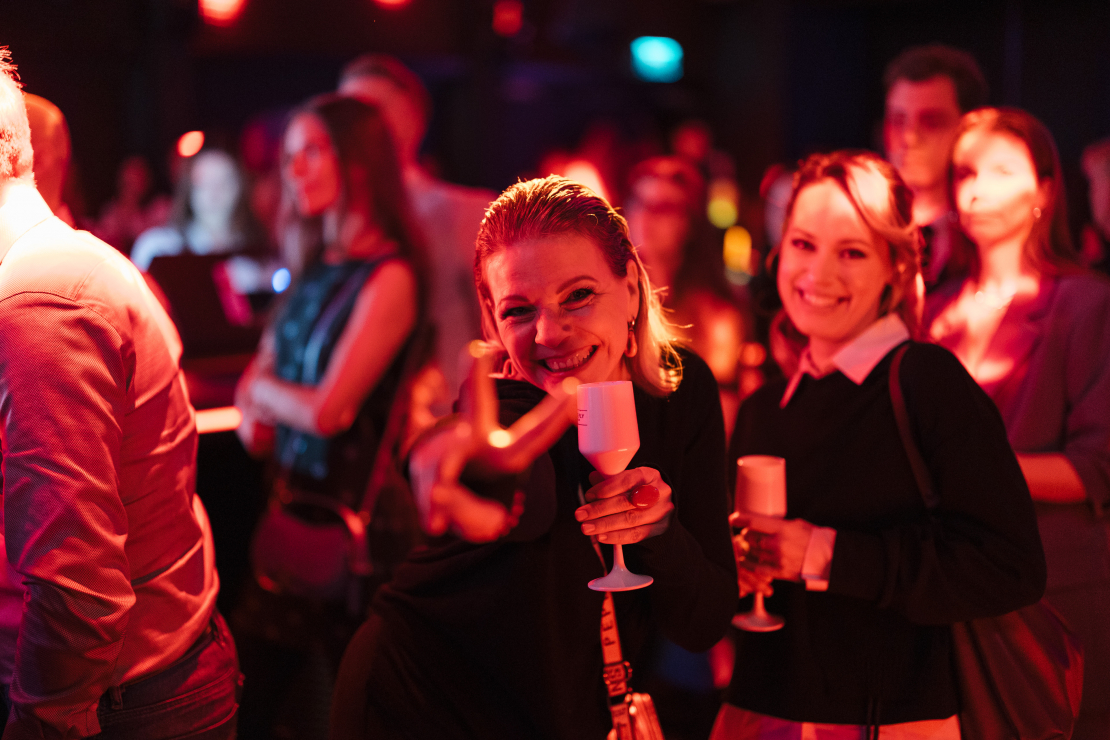 Seriāla "Mīļākās" pirmizrādes svinības.